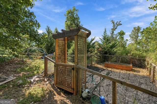 120 Camp Drive, Dahlonega, GA 30533