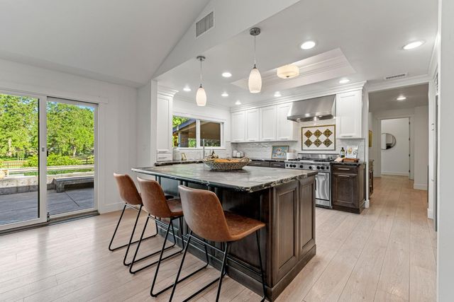 7710 Boren Ln, Granite Bay, CA 95746
