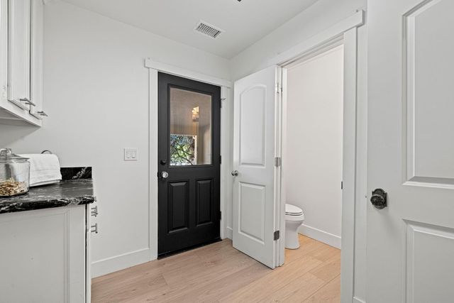 7710 Boren Ln, Granite Bay, CA 95746