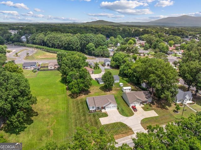 415 W Fort Street, Chatsworth, GA 30705