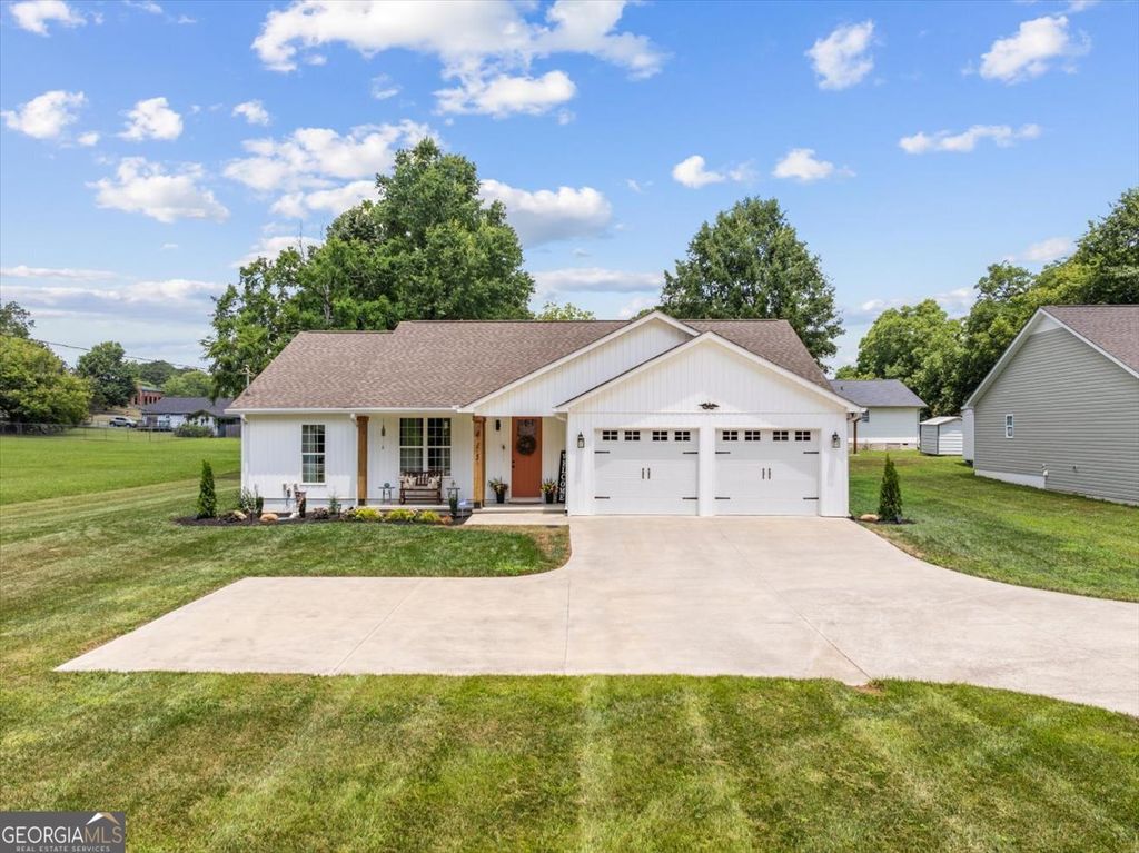 415 W Fort Street, Chatsworth, GA 30705