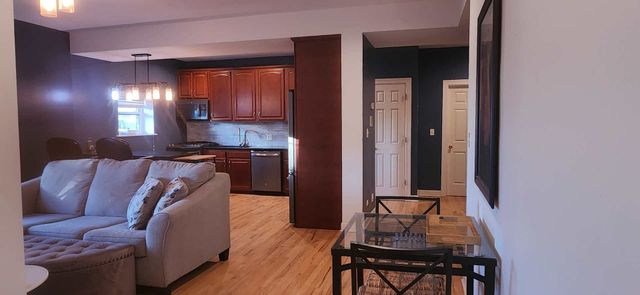 6324 S Kimbark Avenue 405, Chicago, IL 60637