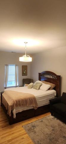 6324 S Kimbark Avenue 405, Chicago, IL 60637