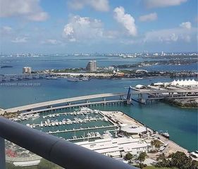 50 Biscayne Blvd 5008, Miami, FL 33132