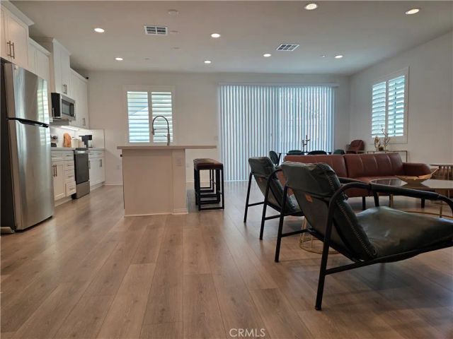 24115 Hillcrest, Corona, CA 92883