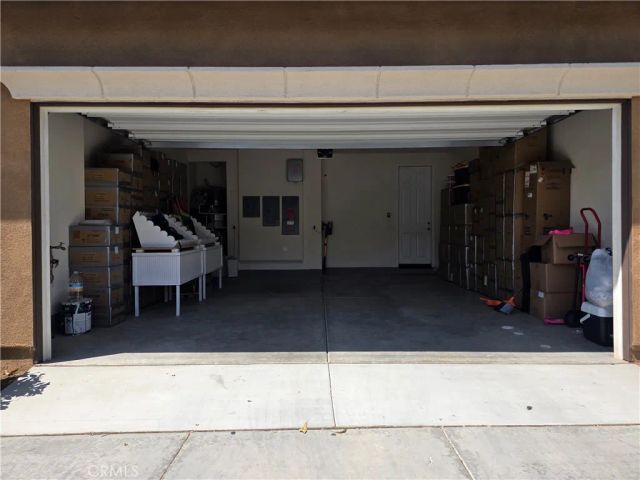 24115 Hillcrest, Corona, CA 92883