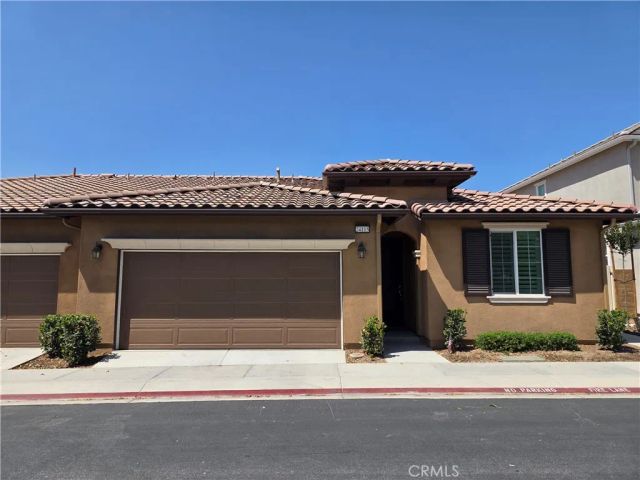 24115 Hillcrest, Corona, CA 92883