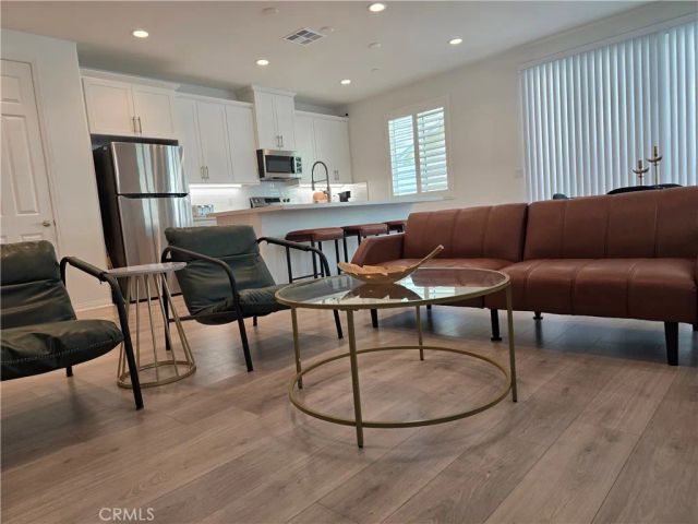 24115 Hillcrest, Corona, CA 92883