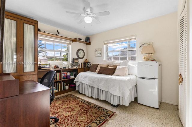 1172 SW 102nd Ct, Miami, FL 33174