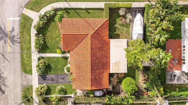 1172 SW 102nd Ct, Miami, FL 33174