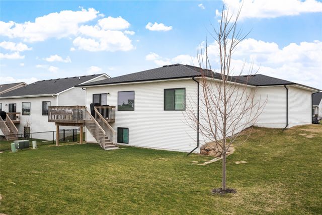 695 Dolce Court, West Des Moines, IA 50266