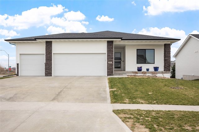 695 Dolce Court, West Des Moines, IA 50266