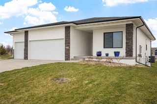 695 Dolce Court, West Des Moines, IA 50266