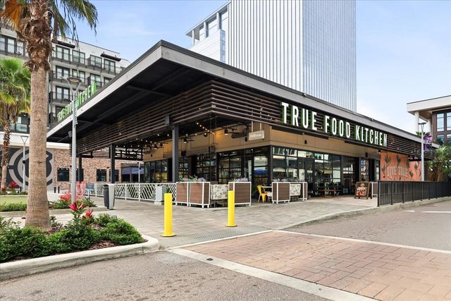 3915 W STATE STREET, Tampa, FL 33609