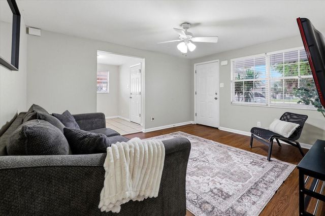 3915 W STATE STREET, Tampa, FL 33609