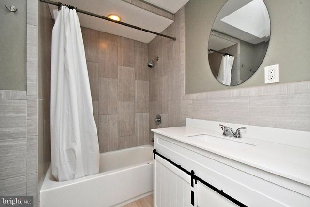 648 GERHARD ST, Philadelphia, PA 19128