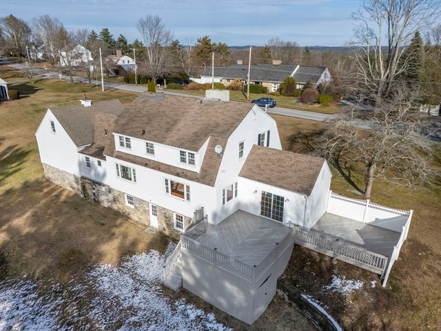 51 Fiske Hill Rd, Sturbridge, MA 01566