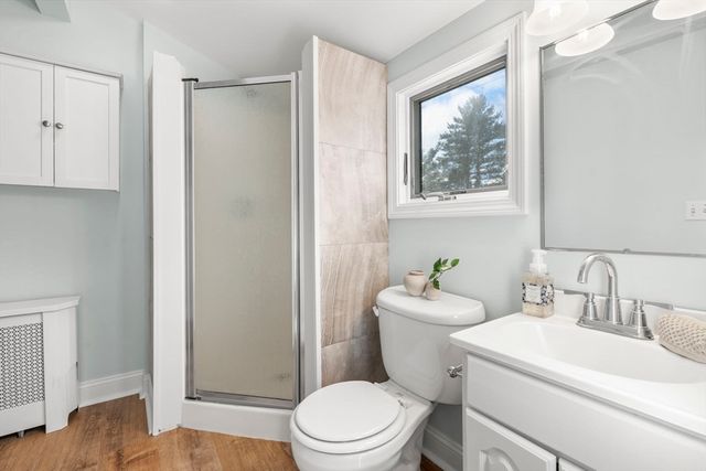 51 Fiske Hill Rd, Sturbridge, MA 01566