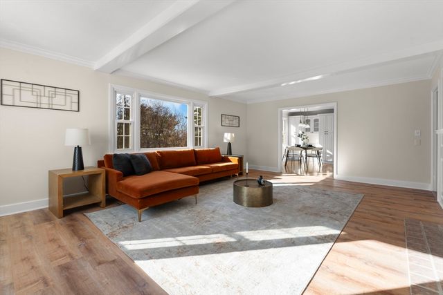 51 Fiske Hill Rd, Sturbridge, MA 01566