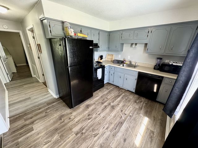 198 Beech St, Clarksville, TN 37042