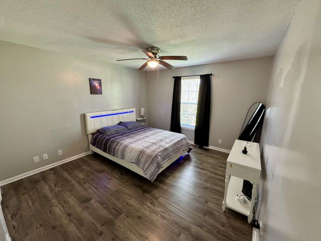 198 Beech St, Clarksville, TN 37042