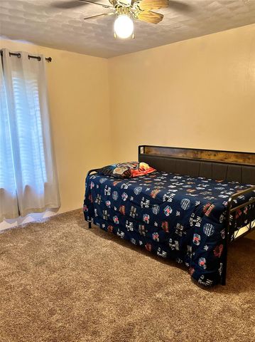 352 County Road 2234, Cleveland, TX 77327
