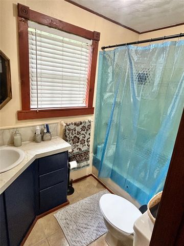352 County Road 2234, Cleveland, TX 77327
