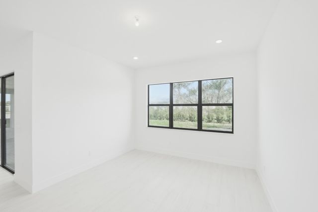 10169 Royal Ascot Avenue, Lake Worth, FL 33449