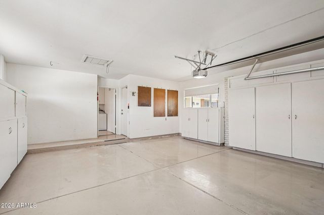 10418 W PRAIRIE HILLS Circle, Sun City, AZ 85351