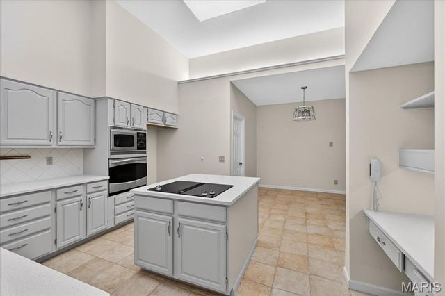 14033 Woods Mill Cove Drive, Chesterfield, MO 63017