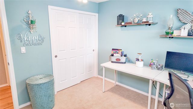 25513 121st Street E, Buckley, WA 98321