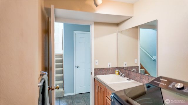 25513 121st Street E, Buckley, WA 98321