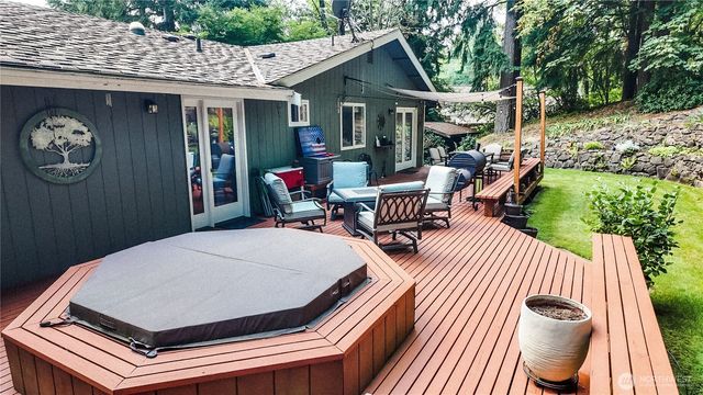 25513 121st Street E, Buckley, WA 98321