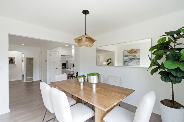 1818 Madison Avenue, Redwood City, CA 94061
