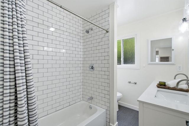 1818 Madison Avenue, Redwood City, CA 94061