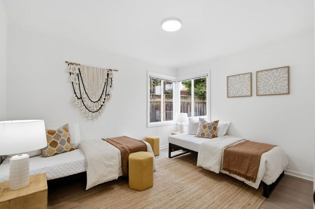 1818 Madison Avenue, Redwood City, CA 94061