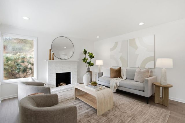 1818 Madison Avenue, Redwood City, CA 94061