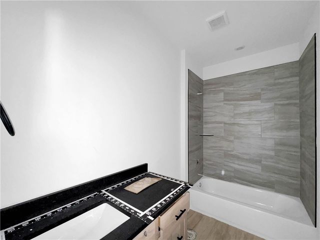 1895 E Fiji Street, Fayetteville, AR 72701