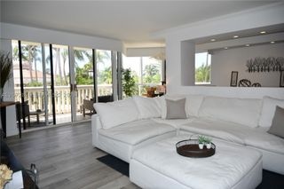 1000 E Island Blvd 303, Aventura, FL 33160