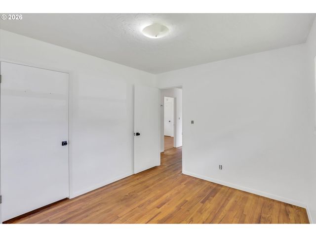 18135 Se LINCOLN St, Portland, OR 97233