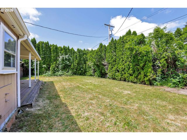 18135 Se LINCOLN St, Portland, OR 97233