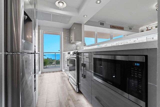 2841 N Ocean Blvd 1402, Fort Lauderdale, FL 33308
