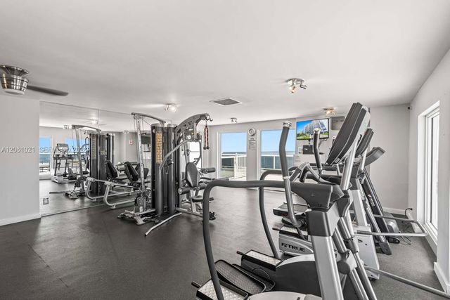 2841 N Ocean Blvd 1402, Fort Lauderdale, FL 33308