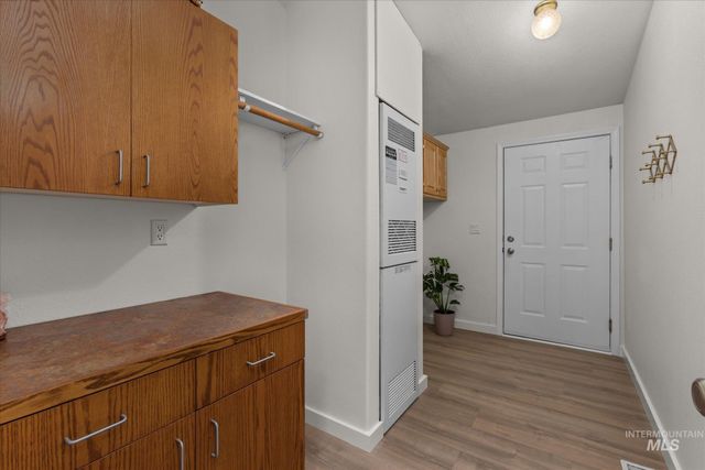 2183 E Celia Ct, Eagle, ID 83616