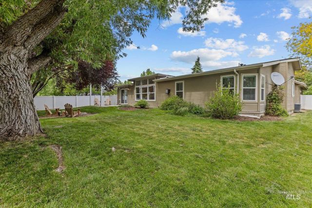 2183 E Celia Ct, Eagle, ID 83616
