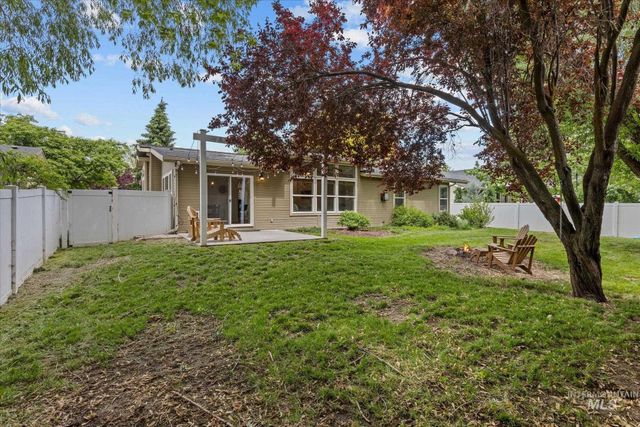2183 E Celia Ct, Eagle, ID 83616