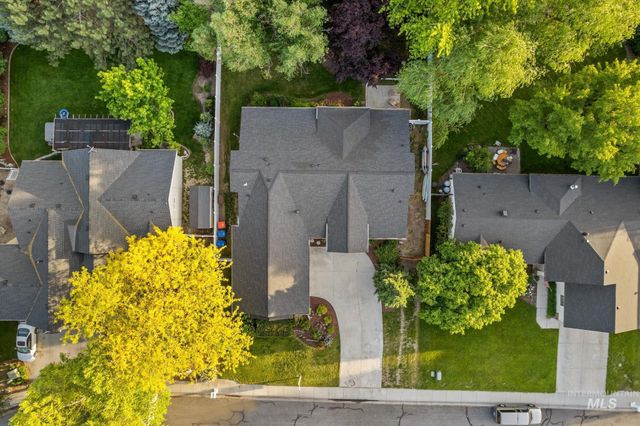 2183 E Celia Ct, Eagle, ID 83616