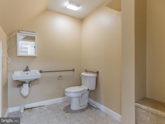 4865 SAINT LEONARD RD, St Leonard, MD 20685