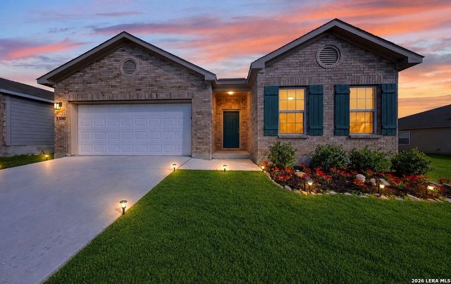 3300 Ridge Pl, Seguin, TX 78155