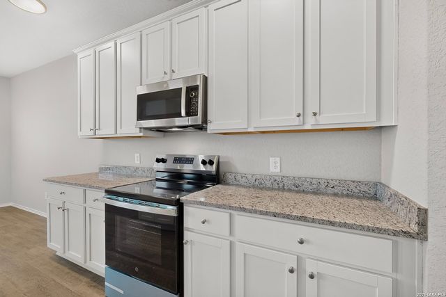 3300 Ridge Pl, Seguin, TX 78155